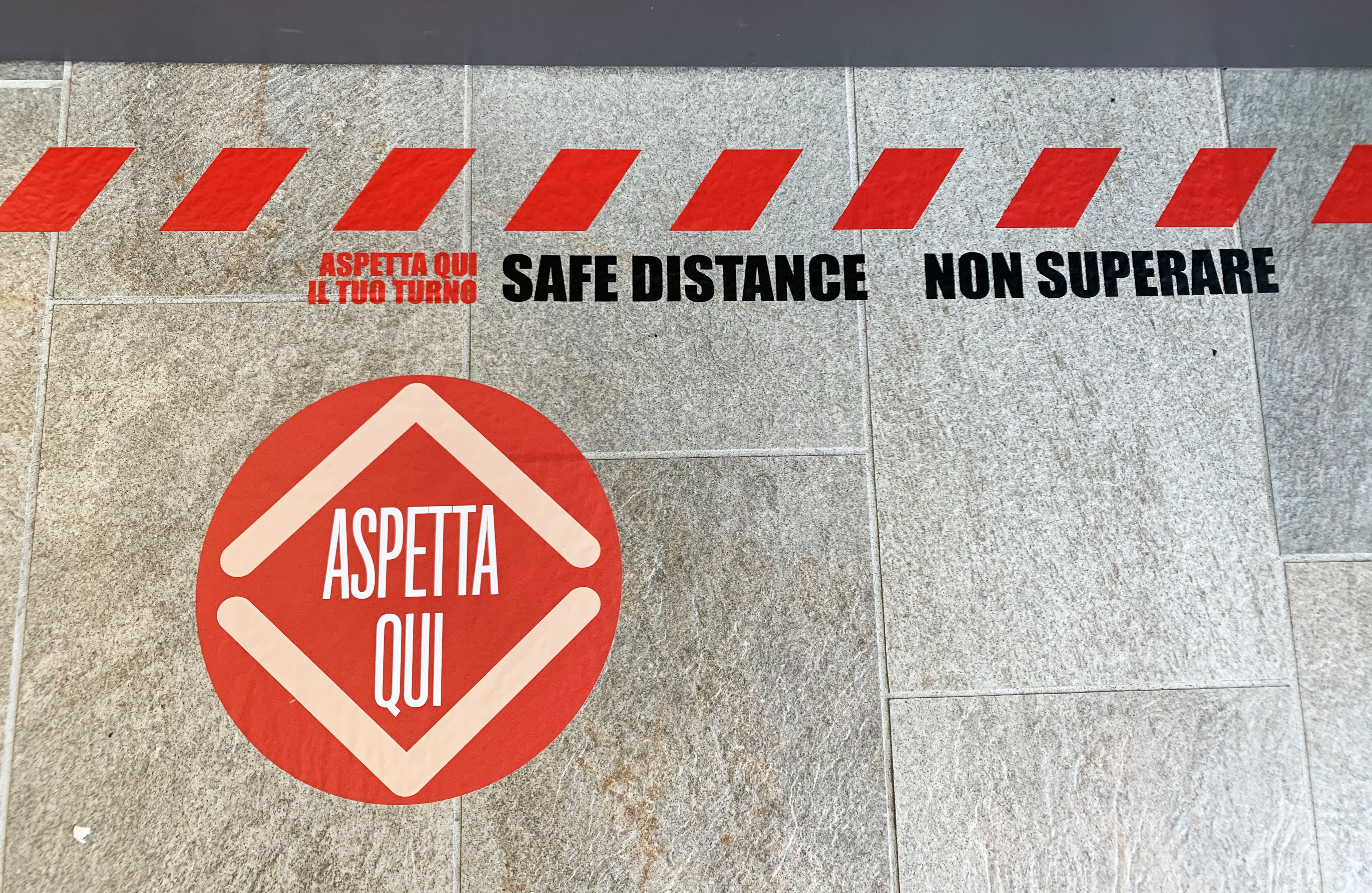 Adesivo calpestabile 200g antiscivolo CE